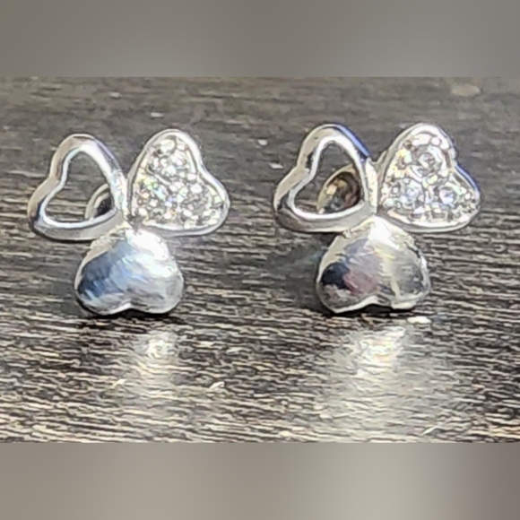 2 pairs of earrings never worn - Picture 4 of 7